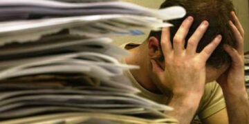 La stupidità della burocrazia che produce danni all’economia