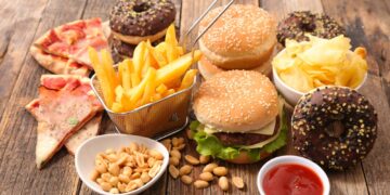 La fame finta indotta dai cibi industriali “ingrassanti”