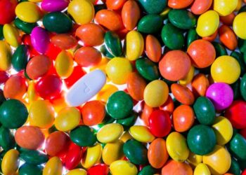 Vaccinarsi mangiando caramelle