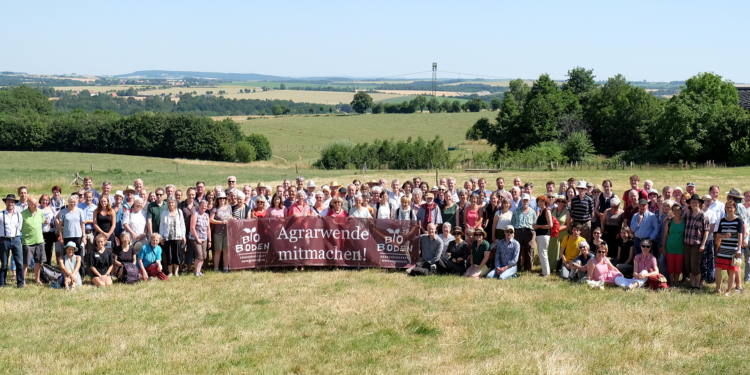 Acquisto comunitario di terreni per l’agricoltura del futuro