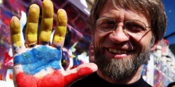 La desiderabile crescita della burocrazia creativa