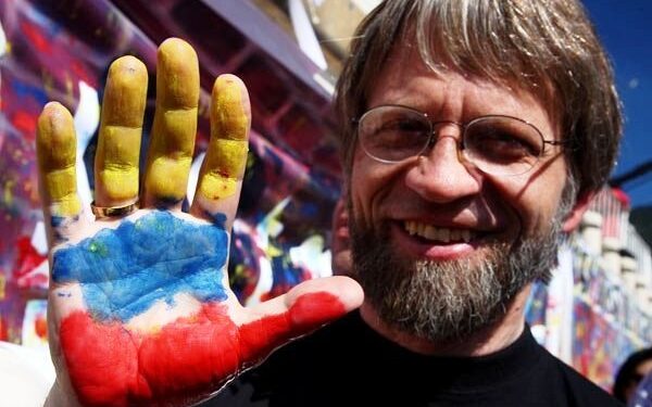 La desiderabile crescita della burocrazia creativa