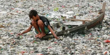 Risolvere velocemente il cambiamento climatico: bioplastiche dai gas serra